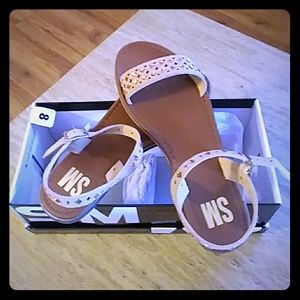 Size 8 sandal